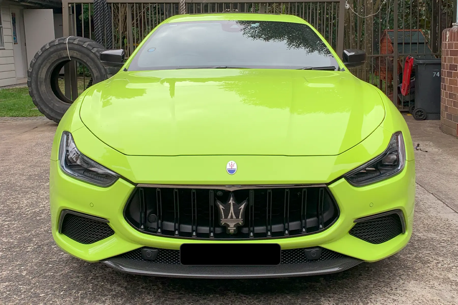 Maserati Granturismo Blackvue dashcam brand. Wiring routed safely behind interior panels